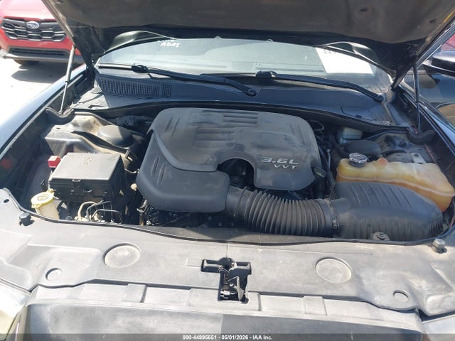 44995651 :رقم المزاد ، 2C3CDXBG5DH640425 vin ، 2013 Dodge Charger Se مزاد بيع