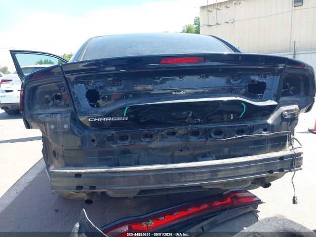 44995651 :رقم المزاد ، 2C3CDXBG5DH640425 vin ، 2013 Dodge Charger Se مزاد بيع