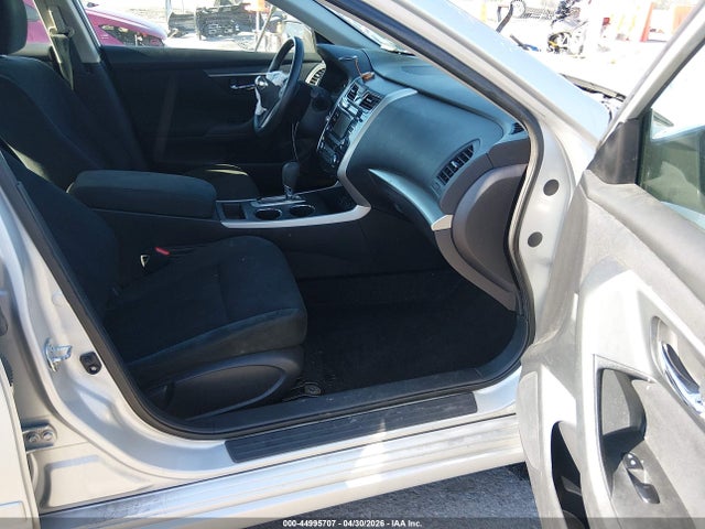 2015 Nissan Altima 2.5 S მანქანა იყიდება აუქციონზე, vin: 1N4AL3AP8FN363575, აუქციონის ნომერი: 44995707