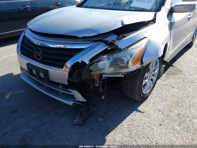 2015 Nissan Altima 2.5 S მანქანა იყიდება აუქციონზე, vin: 1N4AL3AP8FN363575, აუქციონის ნომერი: 44995707