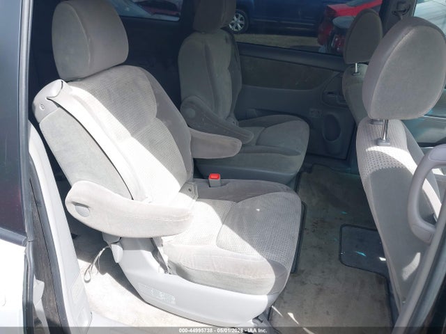 44995738 :رقم المزاد ، 5TDZK23C89S252950 vin ، 2009 Toyota Sienna Le مزاد بيع