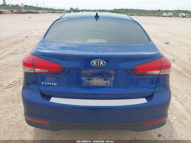 KIA FORTE LX 2017 3KPFK4A79HE088072 Image 16