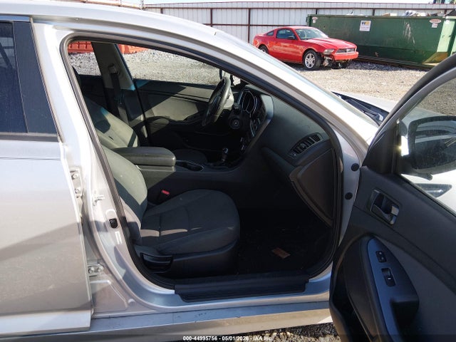 Продажа на аукционе авто 2015 Kia Optima Lx, vin: 5XXGM4A78FG449603, номер лота: 44995756