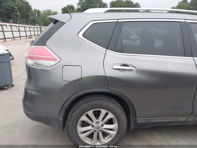 Aukcja sprzedaży 2015 Nissan Rogue Sv, vin: 5N1AT2ML0FC899540, numer aukcji: 44995777