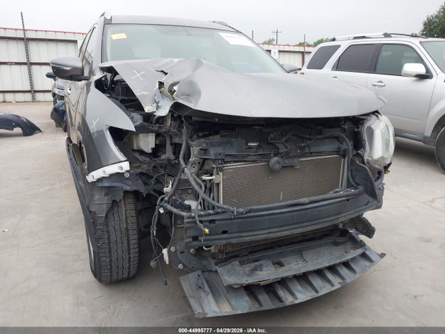 Aukcja sprzedaży 2015 Nissan Rogue Sv, vin: 5N1AT2ML0FC899540, numer aukcji: 44995777