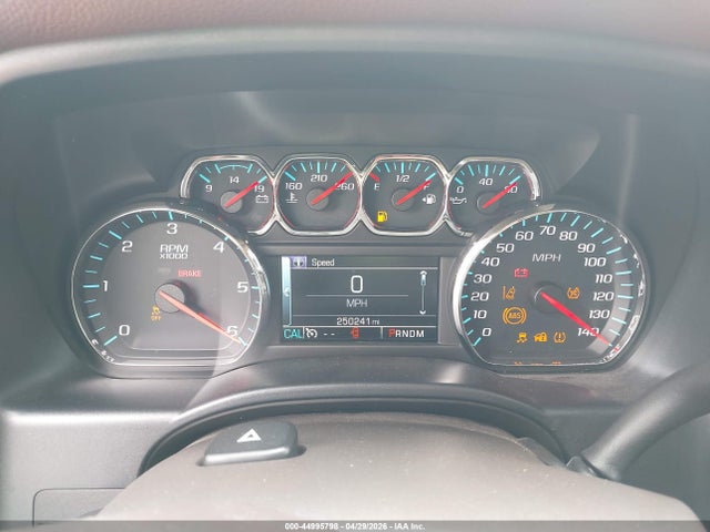 44995798 :رقم المزاد ، 3GCUKTEC3FG367950 vin ، 2015 Chevrolet Silverado 1500 High Country مزاد بيع