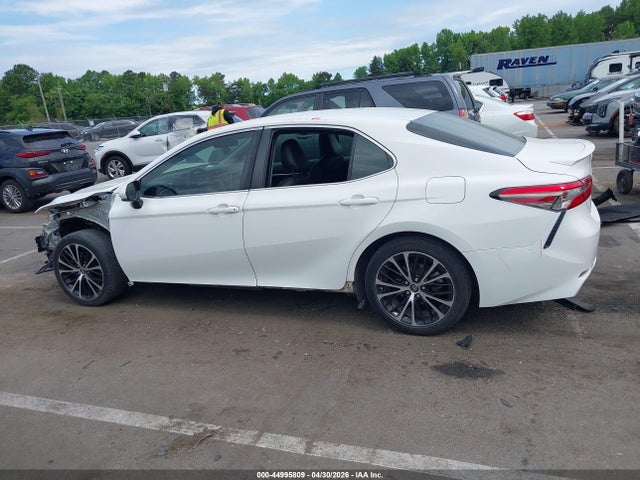 Продажа на аукционе авто 2018 Toyota Camry Se, vin: JTNB11HK9J3027467, номер лота: 44995809