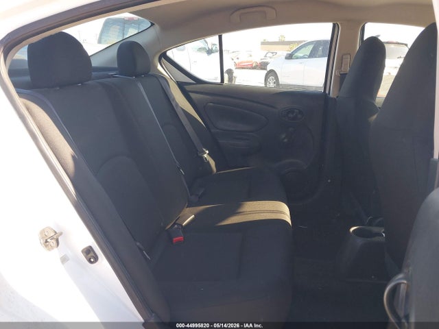 3N1CN7AP2HL835389 Nissan Versa 1.6 S