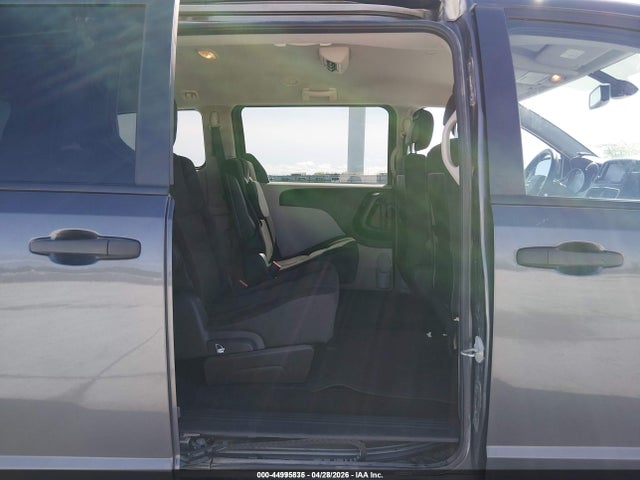 Продажа на аукционе авто 2019 Dodge Grand Caravan Se, vin: 2C4RDGBGXKR527776, номер лота: 44995835