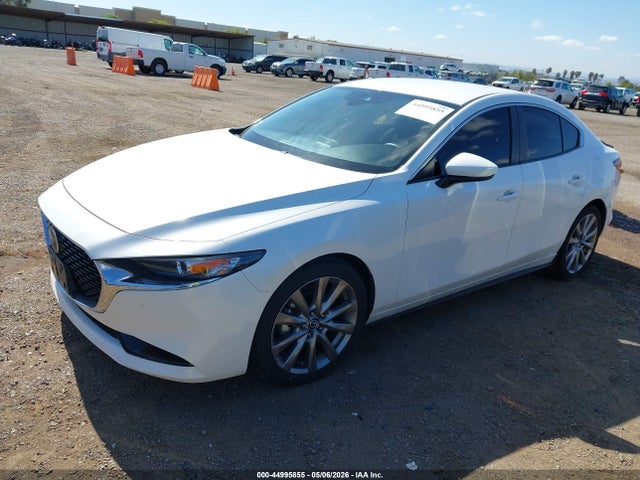 Mazda Mazda3 Select Package 2019 JM1BPACL2K1111145 Image 2