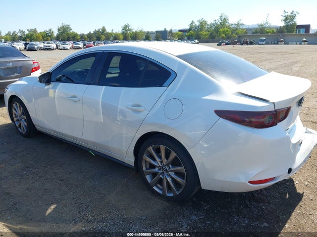 Mazda Mazda3 Select Package 2019 JM1BPACL2K1111145 Image 3
