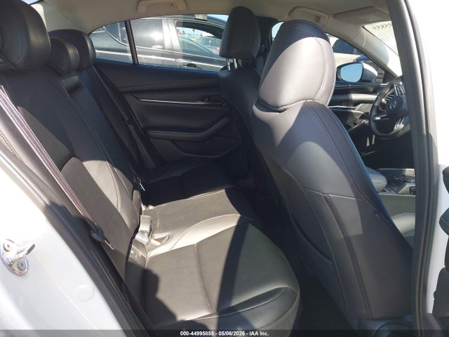 Mazda Mazda3 Select Package 2019 JM1BPACL2K1111145 Image 8