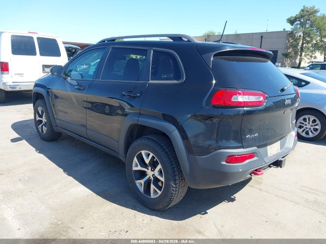 44995863 :رقم المزاد ، 1C4PJMBS4HD221025 vin ، 2017 Jeep Cherokee Trailhawk L Plus 4x4 مزاد بيع