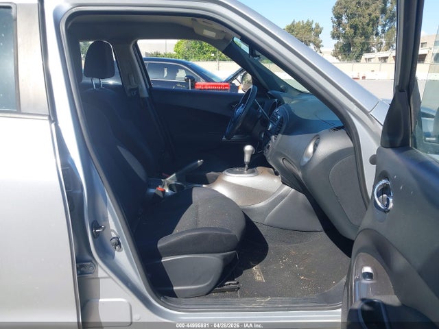 44995881 :رقم المزاد ، JN8AF5MR4BT020461 vin ، 2011 Nissan Juke S مزاد بيع