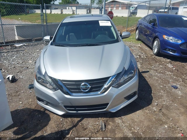 2017 Nissan Altima 3.5 Sl მანქანა იყიდება აუქციონზე, vin: 1N4BL3AP7HC193938, აუქციონის ნომერი: 44995886