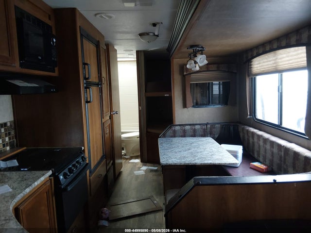 Продаж на аукціоні авто 2016 Forest River Avenger, vin: 5ZT2AVTB7GB911634, номер лоту: 44995890