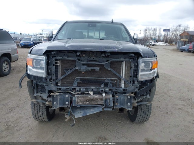 44995895 :رقم المزاد ، 1GT120E8XFF634449 vin ، 2015 Gmc Sierra 2500hd Denali مزاد بيع