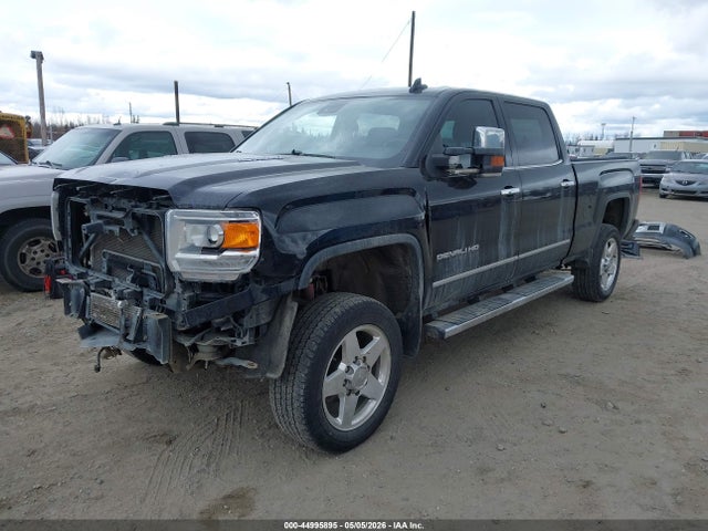 44995895 :رقم المزاد ، 1GT120E8XFF634449 vin ، 2015 Gmc Sierra 2500hd Denali مزاد بيع