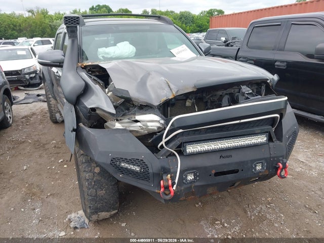 5TFCZ5AN8GX008956 Toyota Tacoma Trd Off Road