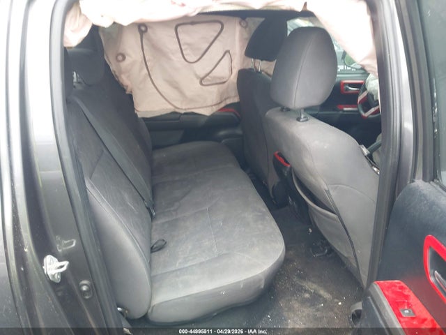 5TFCZ5AN8GX008956 Toyota Tacoma Trd Off Road