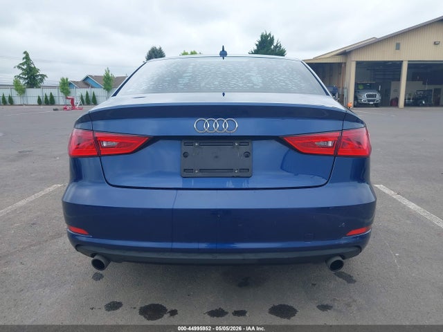 44995952 :رقم المزاد ، WAUEFGFF6F1020312 vin ، 2015 Audi A3 2.0t Premium مزاد بيع