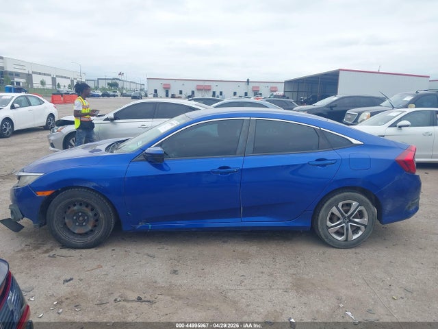 Aukcja sprzedaży 2017 Honda Civic Lx, vin: 19XFC2F69HE019089, numer aukcji: 44995967