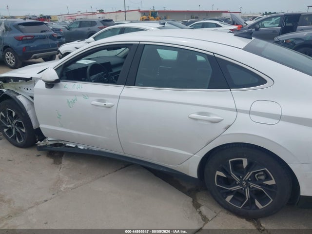 2025 Hyundai Sonata Sel მანქანა იყიდება აუქციონზე, vin: KMHL64JA1SA454633, აუქციონის ნომერი: 44995987