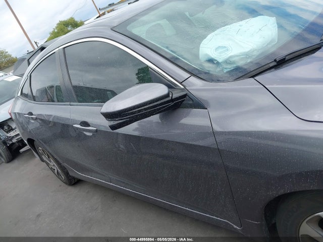 Продажа на аукционе авто 2017 Honda Civic Ex, vin: 2HGFC2F70HH560286, номер лота: 44995994