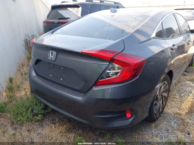 Продажа на аукционе авто 2017 Honda Civic Ex, vin: 2HGFC2F70HH560286, номер лота: 44995994