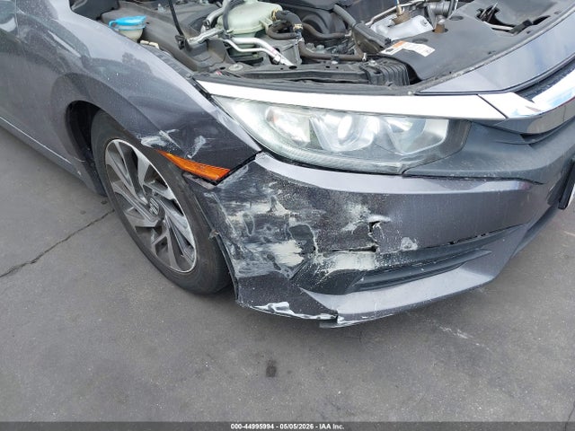 Продажа на аукционе авто 2017 Honda Civic Ex, vin: 2HGFC2F70HH560286, номер лота: 44995994