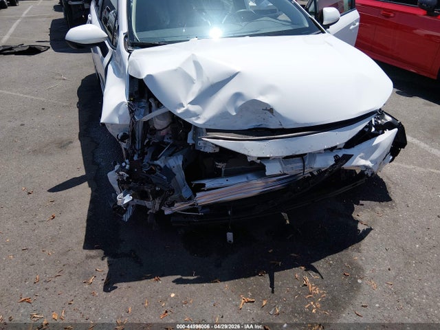 Toyota Corolla Hybrid Le 2024 JTDBCMFE8RJ022667 Image 6