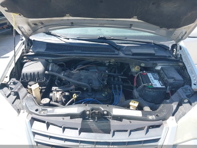 2010 Chrysler Town & Country Touring მანქანა იყიდება აუქციონზე, vin: 2A4RR5D18AR126539, აუქციონის ნომერი: 44996012