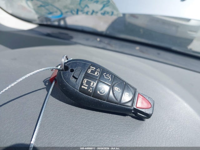 2010 Chrysler Town & Country Touring მანქანა იყიდება აუქციონზე, vin: 2A4RR5D18AR126539, აუქციონის ნომერი: 44996012