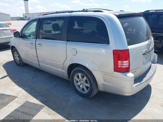 2010 Chrysler Town & Country Touring მანქანა იყიდება აუქციონზე, vin: 2A4RR5D18AR126539, აუქციონის ნომერი: 44996012