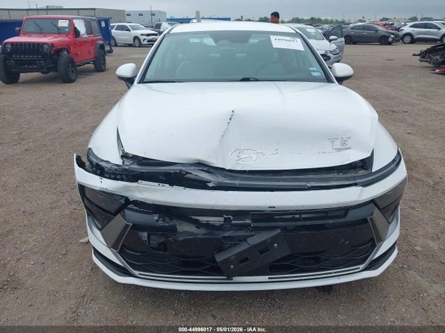 2024 Hyundai Sonata Sel მანქანა იყიდება აუქციონზე, vin: KMHL64JA7RA400411, აუქციონის ნომერი: 44996017