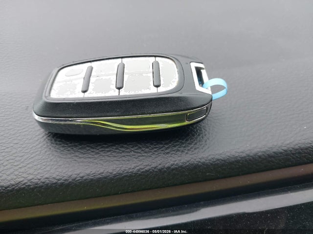 Продаж на аукціоні авто 2020 Chrysler Voyager Lxi, vin: 2C4RC1DG6LR151656, номер лоту: 44996036