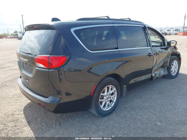 Продаж на аукціоні авто 2020 Chrysler Voyager Lxi, vin: 2C4RC1DG6LR151656, номер лоту: 44996036