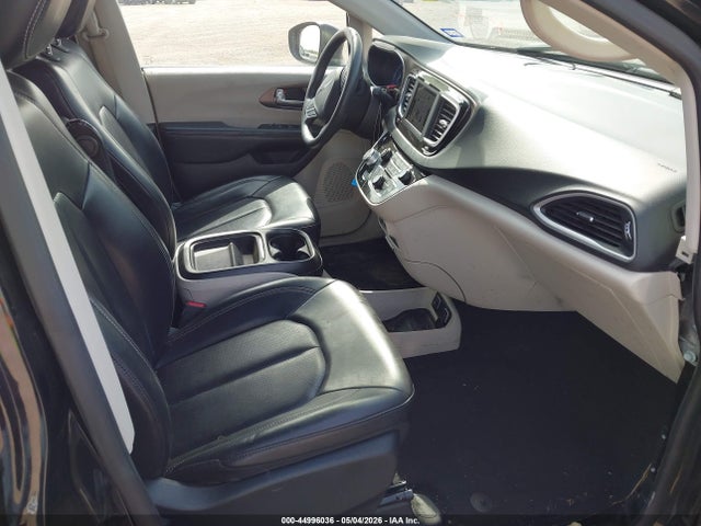 Продаж на аукціоні авто 2020 Chrysler Voyager Lxi, vin: 2C4RC1DG6LR151656, номер лоту: 44996036