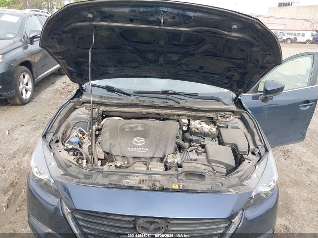 Продаж на аукціоні авто 2018 Mazda Mazda3 Sport, vin: 3MZBN1U75JM223606, номер лоту: 44996061