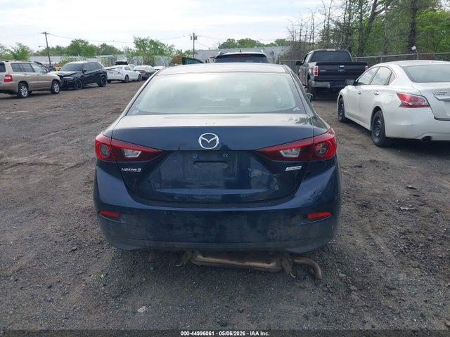 Продаж на аукціоні авто 2018 Mazda Mazda3 Sport, vin: 3MZBN1U75JM223606, номер лоту: 44996061