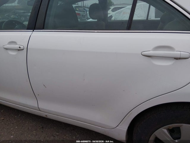Aukcja sprzedaży 2011 Toyota Camry Le, vin: 4T1BF3EK2BU635358, numer aukcji: 44996075