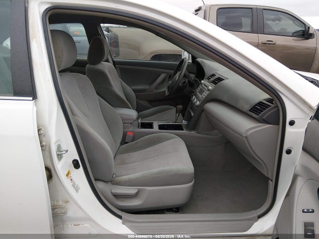 Aukcja sprzedaży 2011 Toyota Camry Le, vin: 4T1BF3EK2BU635358, numer aukcji: 44996075