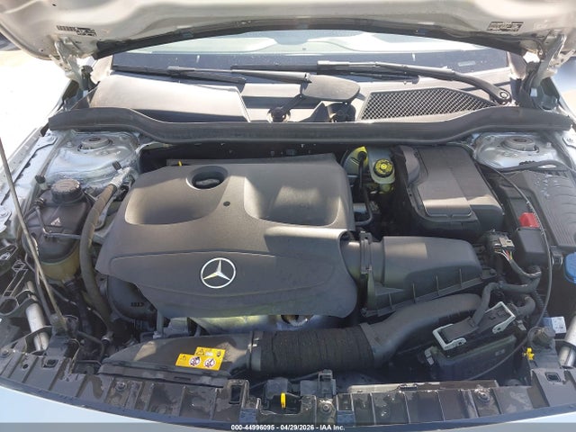 WDCTG4GB2KU009344 Mercedes-Benz Gla 250 4matic