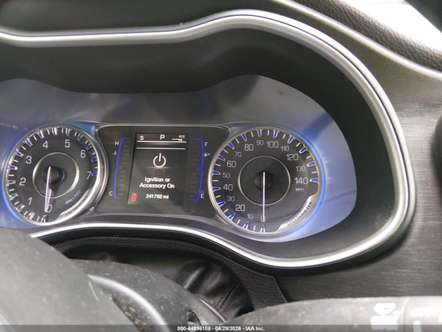 Продаж на аукціоні авто 2015 Chrysler 200 Limited, vin: 1C3CCCAB0FN722817, номер лоту: 44996108