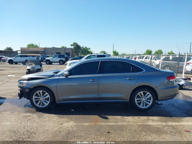 1VWWA7A31LC012313 Volkswagen Passat 2.0t Se