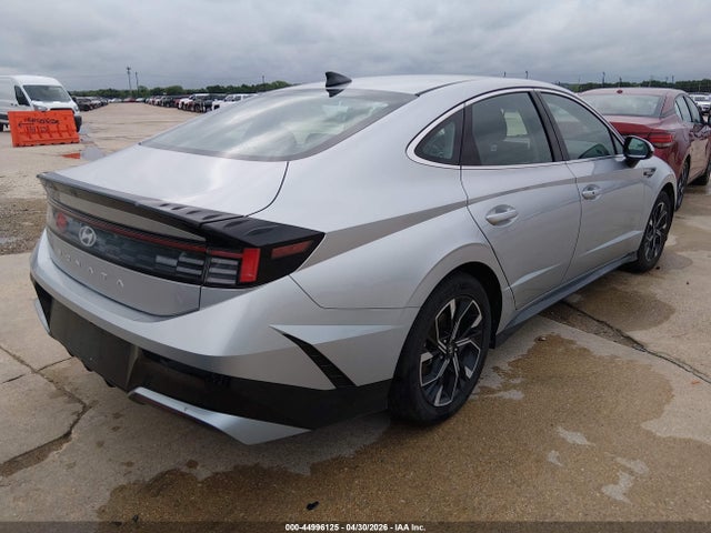 2025 Hyundai Sonata Sel მანქანა იყიდება აუქციონზე, vin: KMHL64JA0SA435717, აუქციონის ნომერი: 44996125