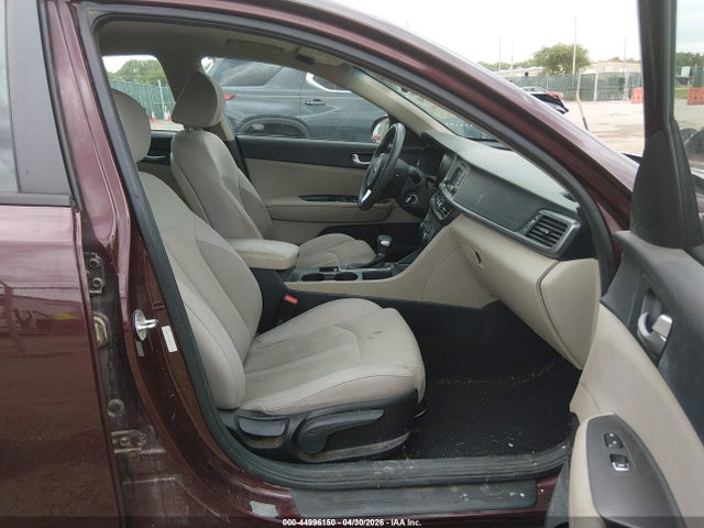 KIA Optima Lx 2017 5XXGT4L33HG154344 Image 5