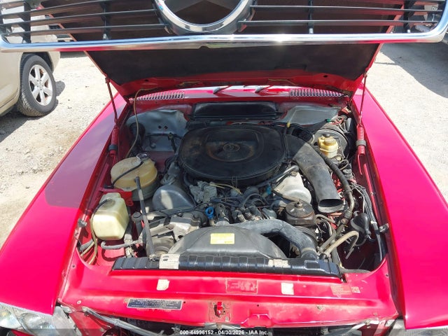 1976 Mercedes-benz 450sl მანქანა იყიდება აუქციონზე, vin: 10704412029166, აუქციონის ნომერი: 44996152