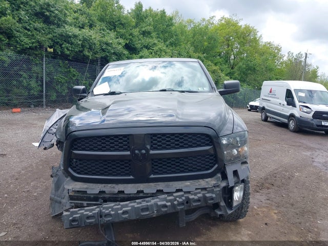 Продаж на аукціоні авто 2017 Ram 1500 Express  4x4 5'7 Box, vin: 1C6RR7KT4HS509576, номер лоту: 44996154