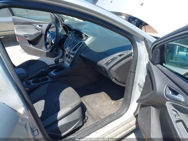 2013 Ford Focus Se მანქანა იყიდება აუქციონზე, vin: 1FADP3K20DL362062, აუქციონის ნომერი: 44996156